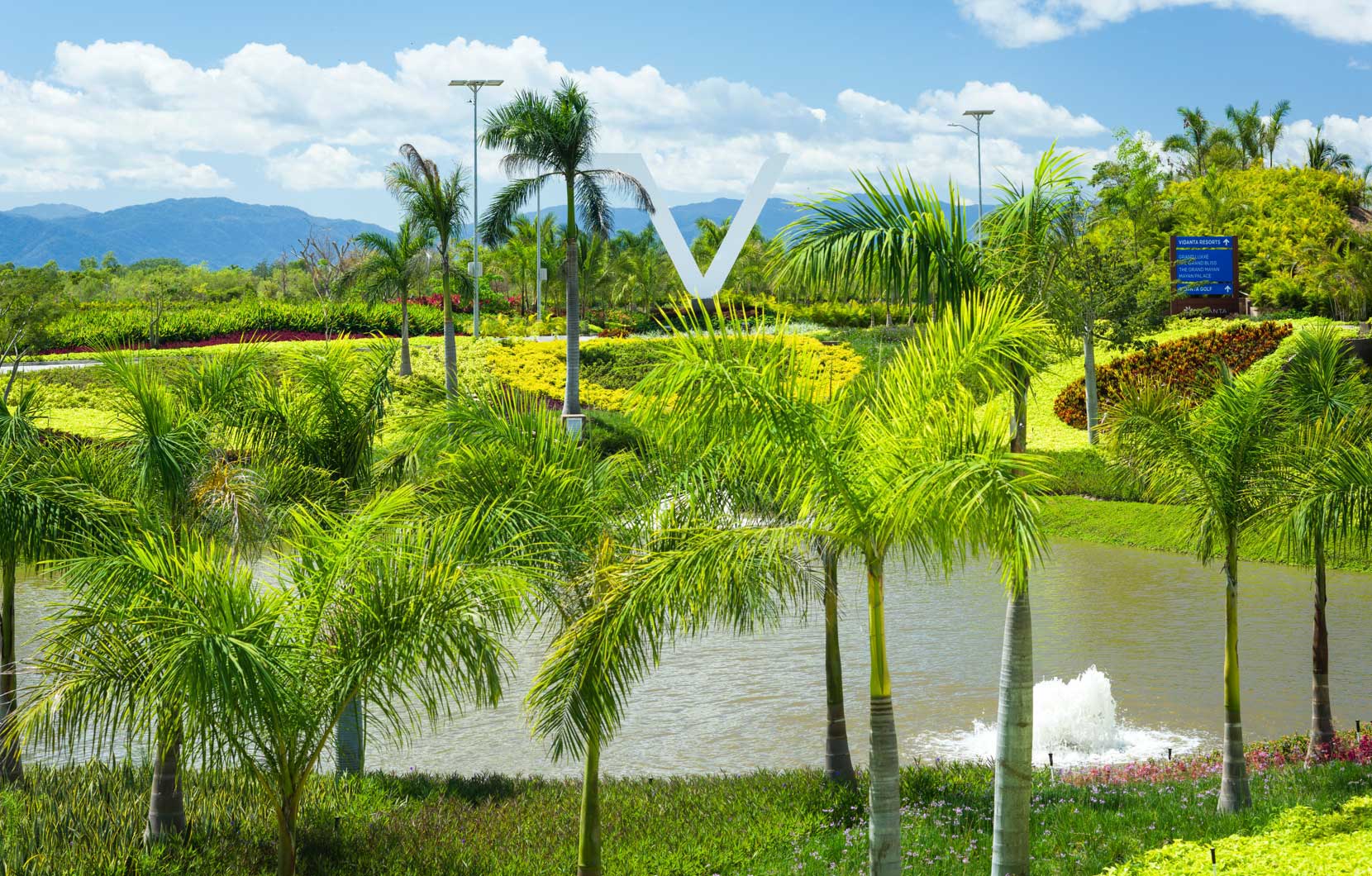 A view of the welcoming V at the Vidanta Nuevo Vallarta entrance.